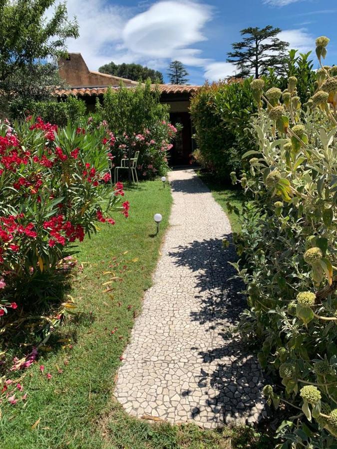 Gite La Loge 142 Route De Carpentras 84210 Venasque Eksteriør billede